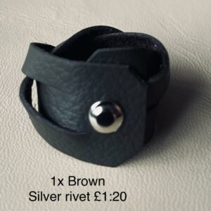 Brown Woggle Single Silver Rivet
